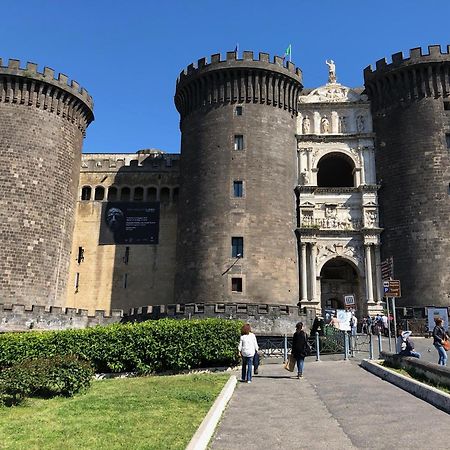 托尔多斯塔酒店 那不勒斯 外观 照片 Castel Nuovo, Naples