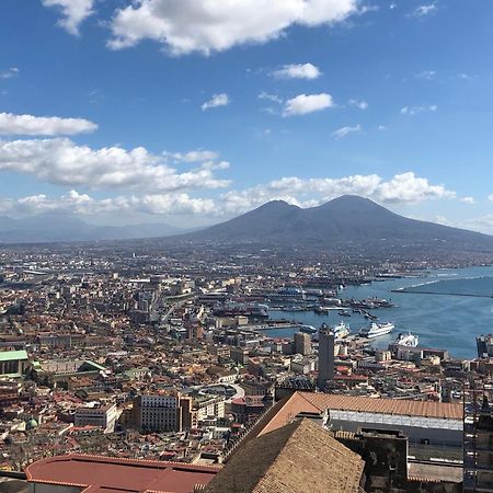 托尔多斯塔酒店 那不勒斯 外观 照片 View of the city of Naples