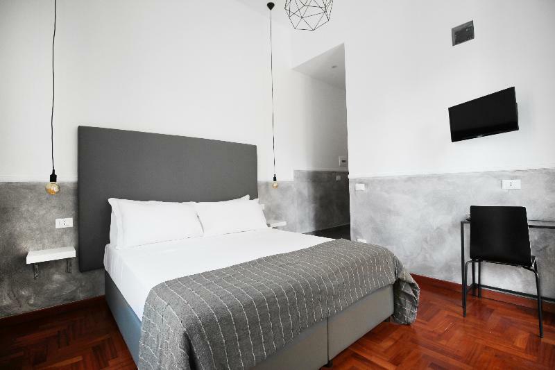 托尔多斯塔酒店 那不勒斯 外观 照片 A room at the hotel